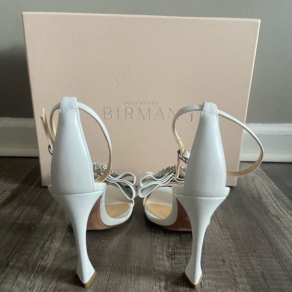 Alexandre Birman Maddie Leather Ankle Strap Sandals - Picture 10 of 14